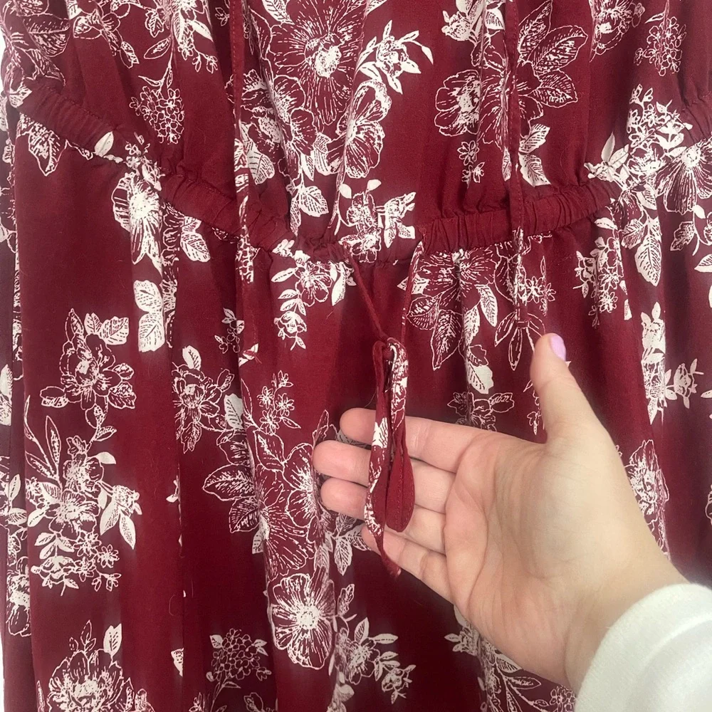 Torrid Burgundy Floral Maxi Dress Sleeveless Tie Neck Size 2 - Picture 4 of 10